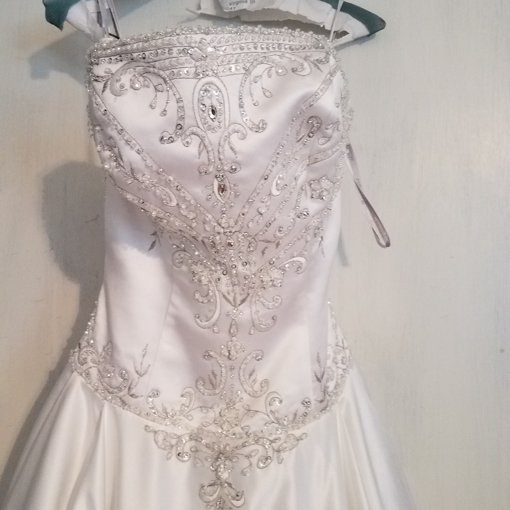 Wedding dress